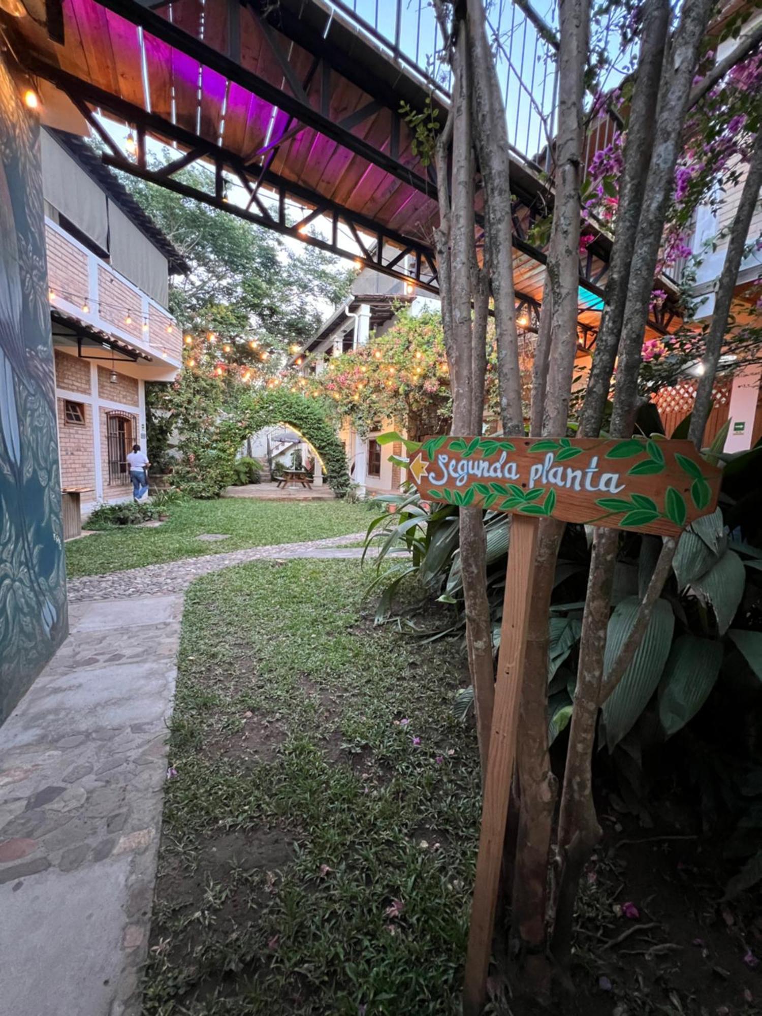 Jardín Café Hotel&Restaurant Gracias Esterno foto