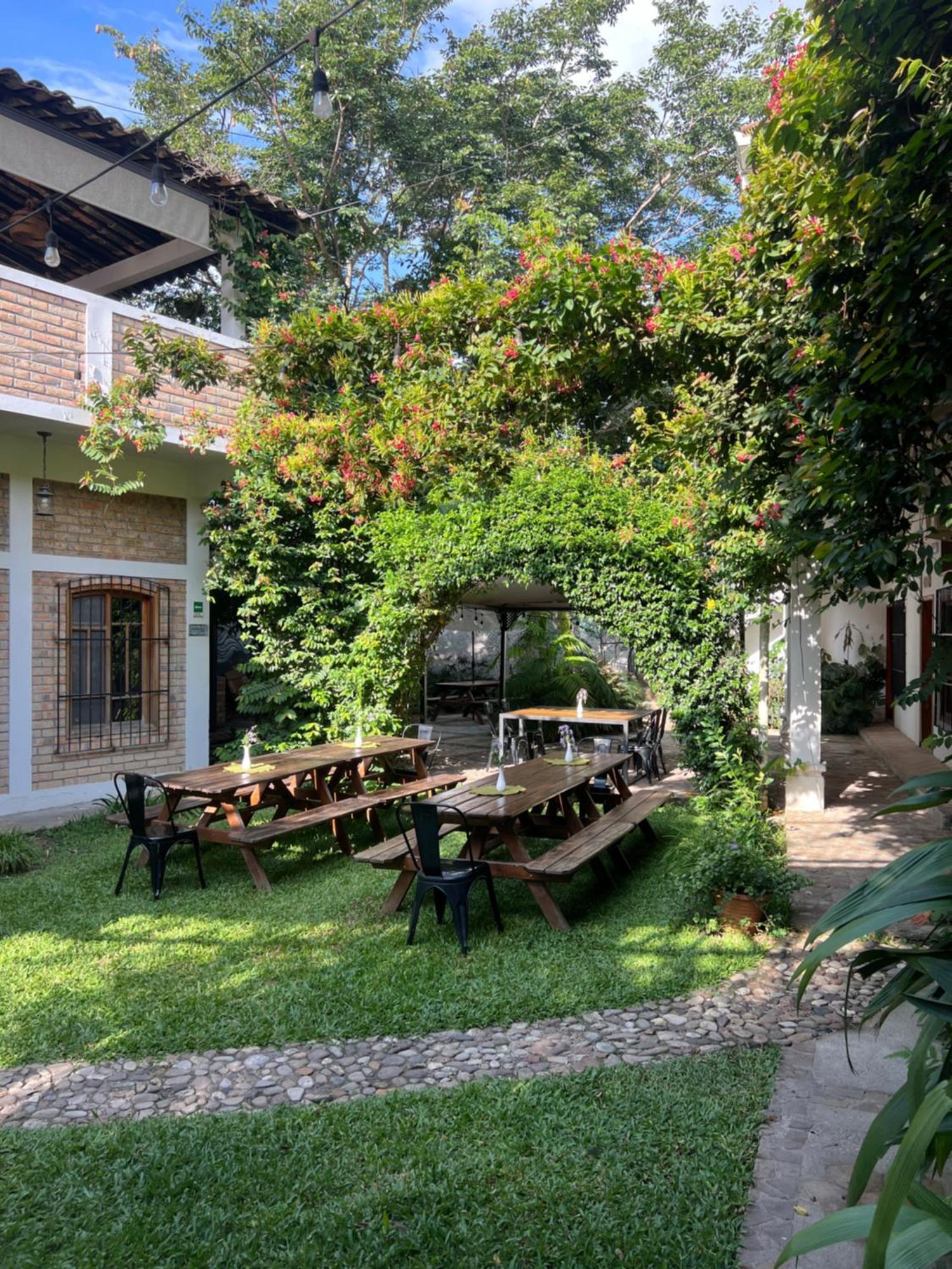 Jardín Café Hotel&Restaurant Gracias Esterno foto
